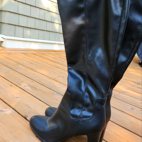 Black tall Franco Sarto leather boots - Picture 2 of 6